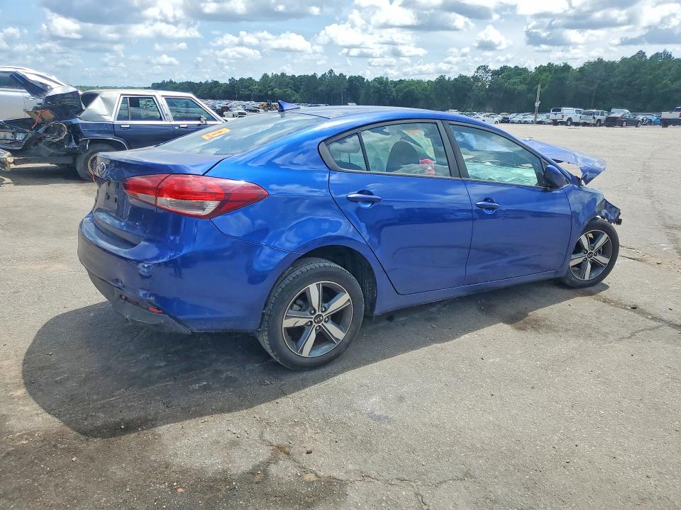 54323356 :رقم المزاد ، 3KPFL4A71JE193157 vin ، 2018 Kia Forte مزاد بيع