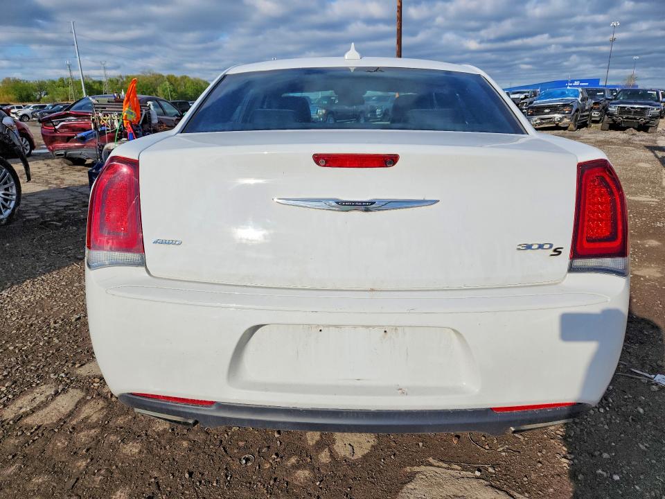 Продажа на аукционе авто 2017 Chrysler 300, vin: 2C3CCAGG0HH647975, номер лота: 53241486