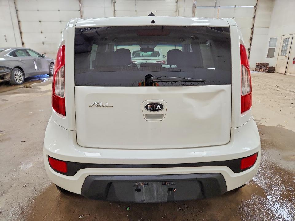 52669676 :رقم المزاد ، KNDJT2A63C7374608 vin ، 2012 Kia Soul مزاد بيع