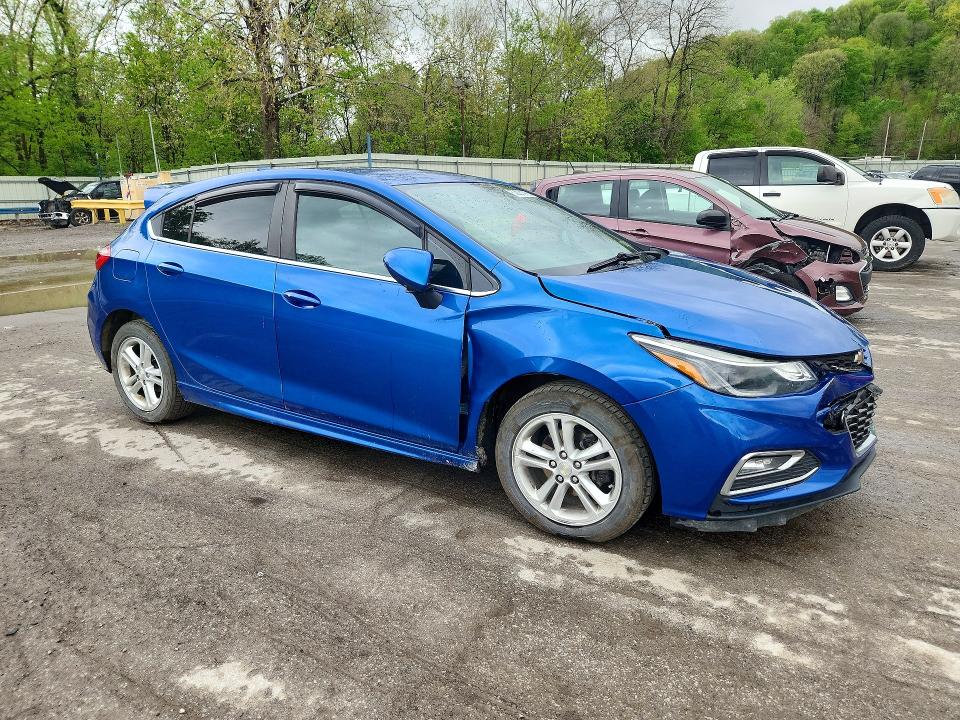 52227376 :رقم المزاد ، 3G1BD6SMXHS575915 vin ، 2017 Chevrolet Cruze مزاد بيع
