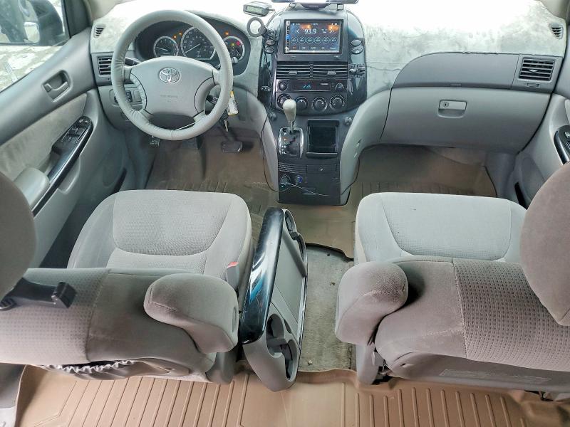 Aukcja sprzedaży 2005 Toyota Sienna, vin: 5TDZA23C15S268761, numer aukcji: 53410846