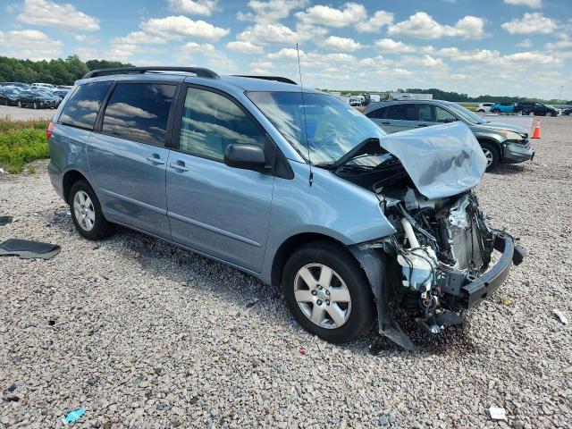 52164346 :رقم المزاد ، 5TDKK4CC1AS334505 vin ، 2010 Toyota Sienna مزاد بيع
