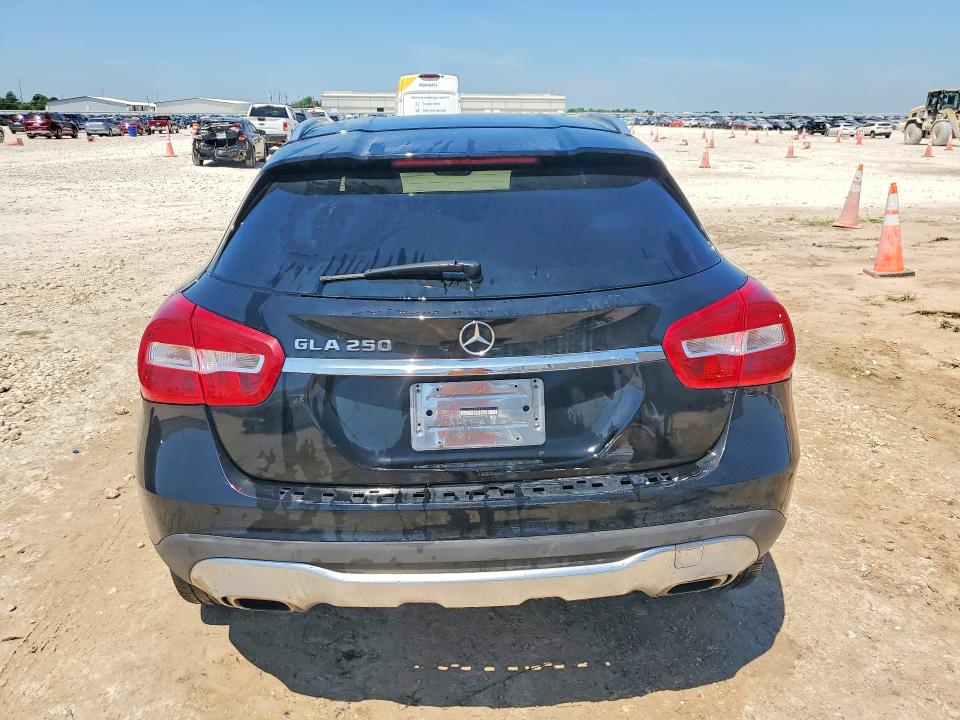 53556336 :رقم المزاد ، WDCTG4EB9KJ575330 vin ، 2019 Mercedes-benz Gla مزاد بيع