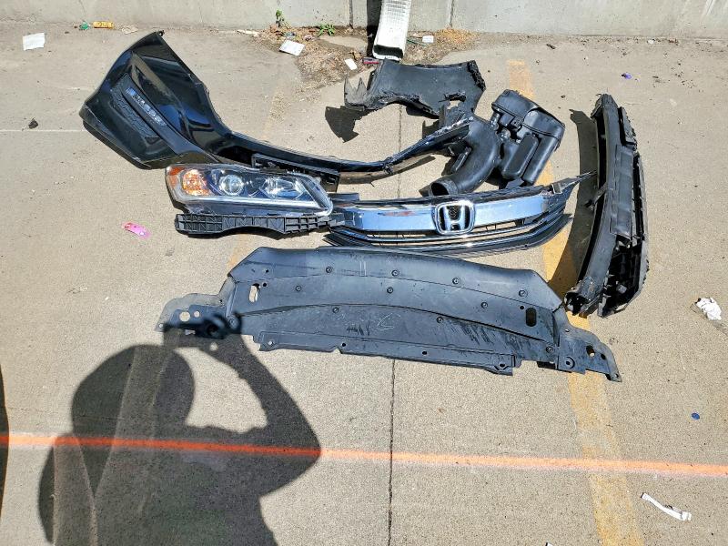 2017 Honda Accord მანქანა იყიდება აუქციონზე, vin: 1HGCR2E19HA292707, აუქციონის ნომერი: 53574576