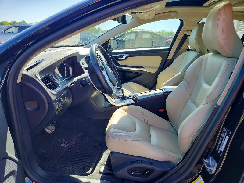 52482946 :رقم المزاد ، YV140MTL5J2461998 vin ، 2018 Volvo S60 مزاد بيع