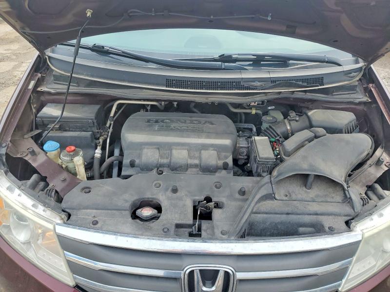 52352446 :رقم المزاد ، 5FNRL5H28BB021314 vin ، 2011 Honda Odyssey مزاد بيع