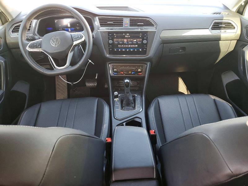 52423156 :رقم المزاد ، 3VV3B7AX9NM125970 vin ، 2022 Volkswagen Tiguan مزاد بيع