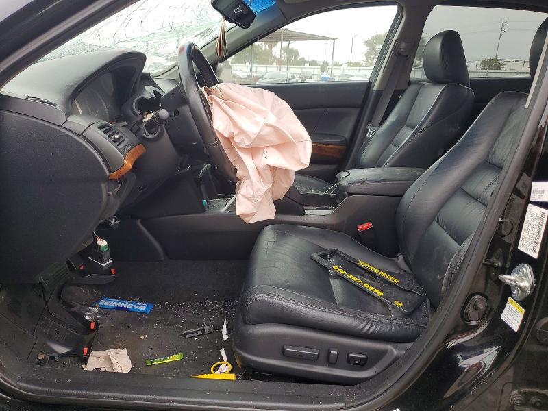 53828446 :رقم المزاد ، 1HGCP3F88BA029686 vin ، 2011 Honda Accord مزاد بيع