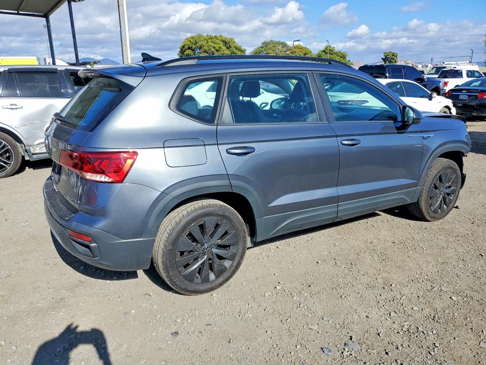 Продажа на аукционе авто 2022 Volkswagen Taos, vin: 3VVDX7B24NM076864, номер лота: 54519836