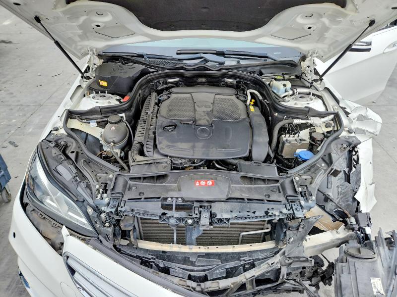 Продажа на аукционе авто 2016 Mercedes-benz E, vin: WDDHF5KBXGB222840, номер лота: 54264366