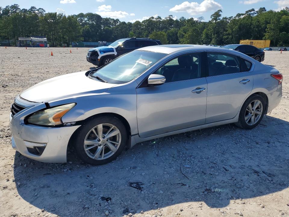 Продажа на аукционе авто 2015 Nissan Altima, vin: 1N4AL3AP5FN891686, номер лота: 53272626