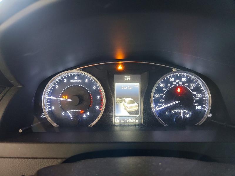 55424646 :رقم المزاد ، 4T4BF1FK7GR542917 vin ، 2016 Toyota Camry مزاد بيع
