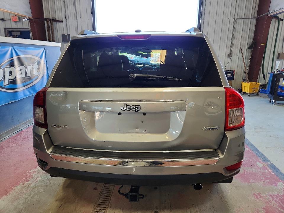 54464766 :رقم المزاد ، 1C4NJDEB2GD698067 vin ، 2016 Jeep Compass مزاد بيع