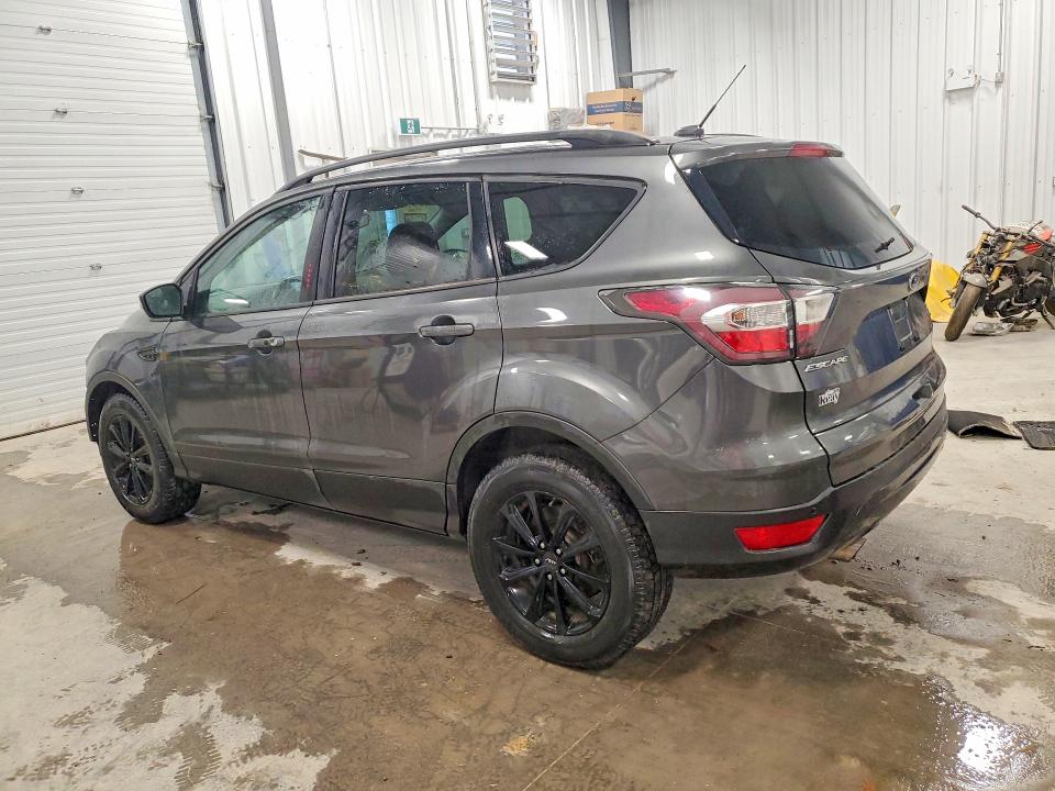 53574656 :رقم المزاد ، 1FMCU9J92HUA69985 vin ، 2017 Ford Escape مزاد بيع