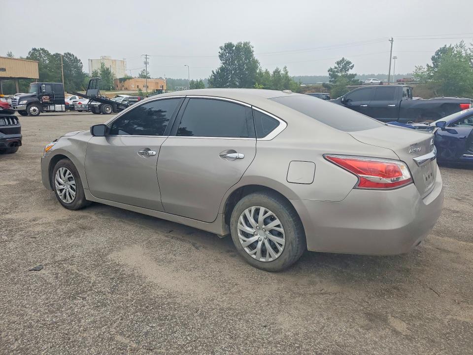2015 Nissan Altima მანქანა იყიდება აუქციონზე, vin: 1N4AL3AP8FC430610, აუქციონის ნომერი: 55123456