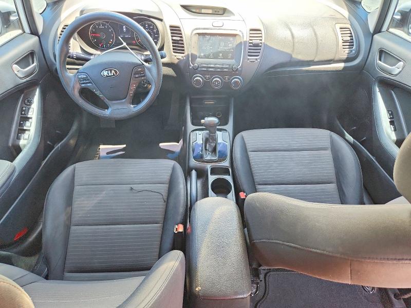 53827846 :رقم المزاد ، 3KPFL4A7XJE175093 vin ، 2018 Kia Forte مزاد بيع