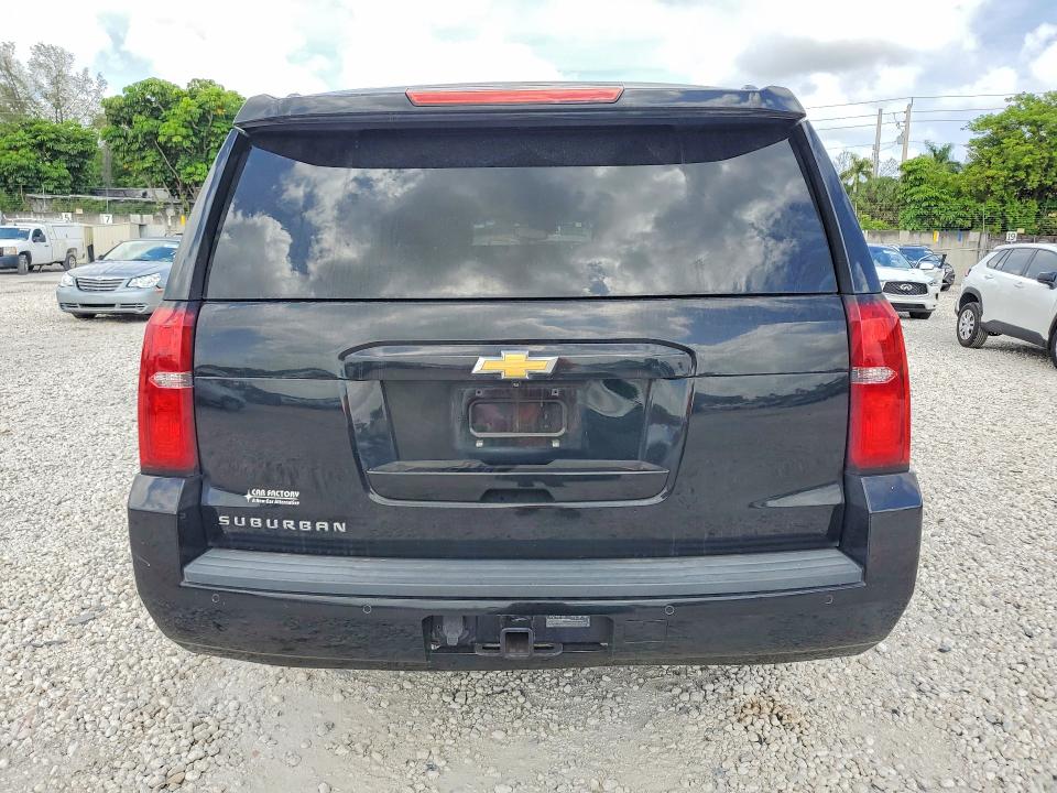 Продаж на аукціоні авто 2018 Chevrolet Suburban, vin: 1GNSCHKC5JR143231, номер лоту: 55053616