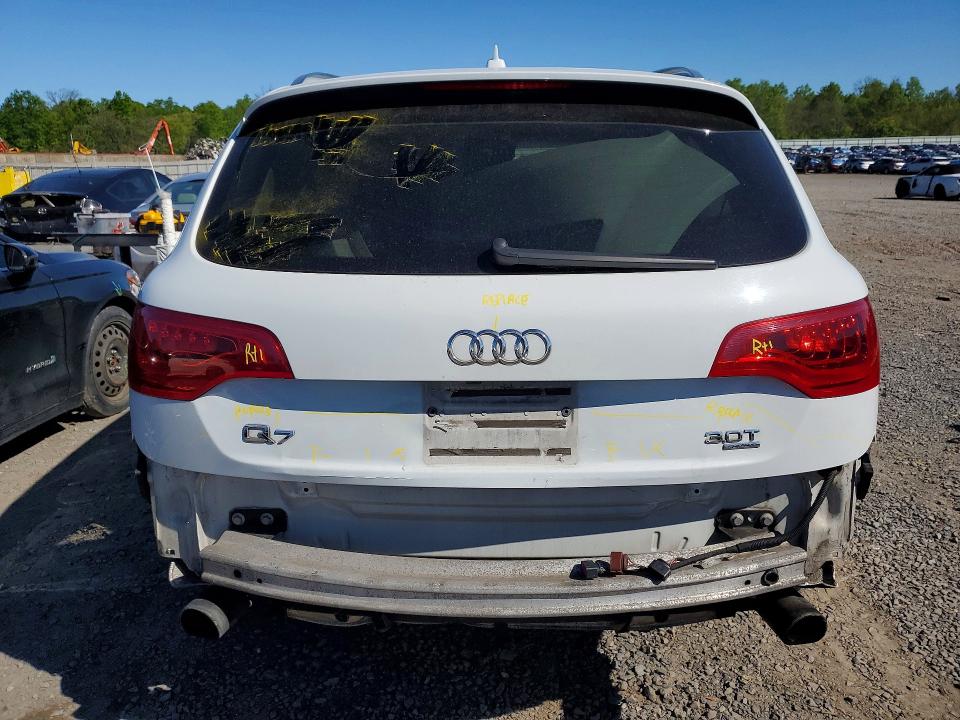 Продажа на аукционе авто 2015 Audi Q7, vin: WA1LGAFE4FD015422, номер лота: 53253546