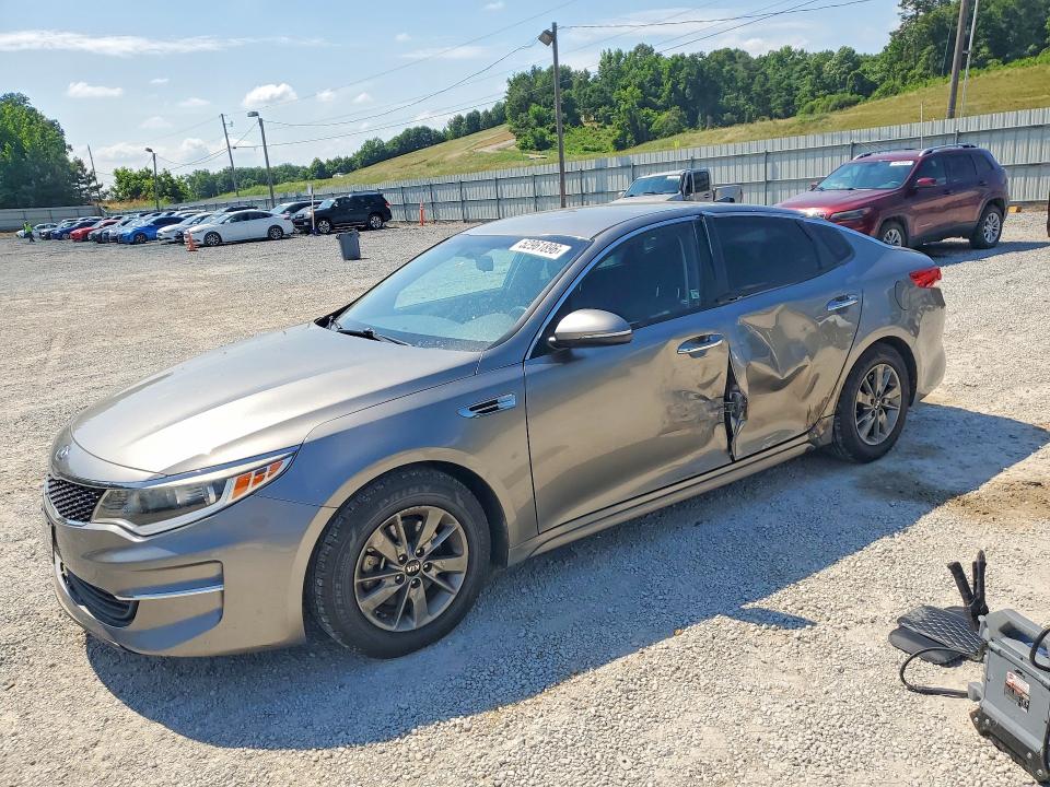 2018 Kia Optima მანქანა იყიდება აუქციონზე, vin: 5XXGT4L13JG220296, აუქციონის ნომერი: 52961896