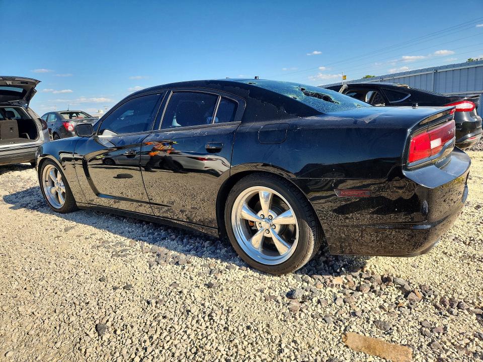 52894366 :رقم المزاد ، 2C3CDXAT1DH586247 vin ، 2013 Dodge Charger مزاد بيع