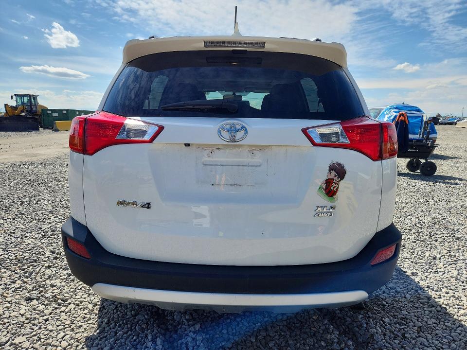 52840776 :رقم المزاد ، JTMRFREV5FJ032816 vin ، 2015 Toyota Rav4 مزاد بيع