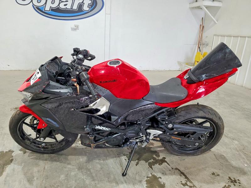 2021 Kawasaki Ex400 მანქანა იყიდება აუქციონზე, vin: JKAEXKG15MDAC9495, აუქციონის ნომერი: 54439516
