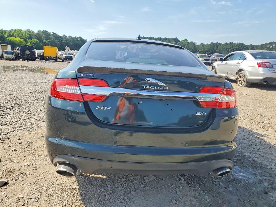 52268746 :رقم المزاد ، SAJWA0F71F8U55835 vin ، 2015 Jaguar Xf مزاد بيع