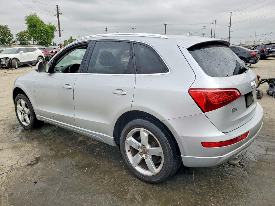 2010 Audi Q5 მანქანა იყიდება აუქციონზე, vin: WA1LKAFP3AA007483, აუქციონის ნომერი: 52967136