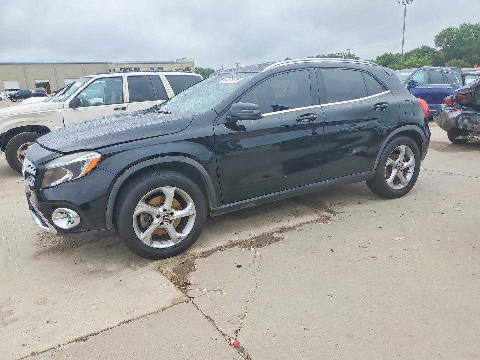 54213276 :رقم المزاد ، WDCTG4EB0JJ455317 vin ، 2018 Mercedes-benz Gla مزاد بيع