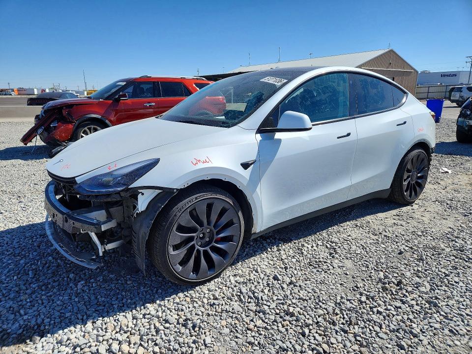 51271036 :رقم المزاد ، 7SAYGDEF6PF776960 vin ، 2023 Tesla Model Y مزاد بيع