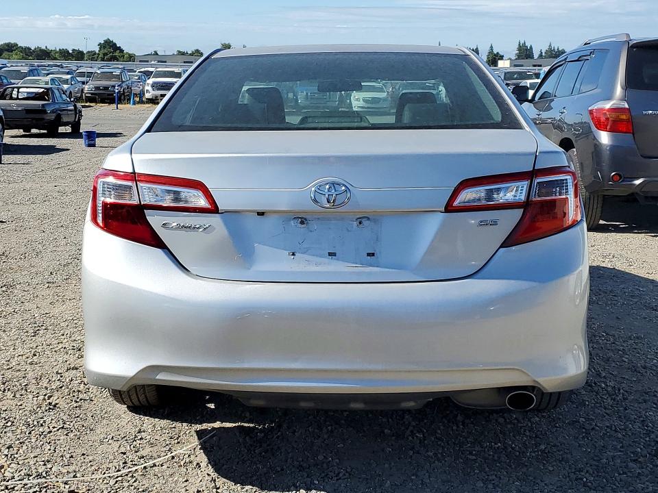 2014 Toyota Camry მანქანა იყიდება აუქციონზე, vin: 4T1BF1FK2EU417377, აუქციონის ნომერი: 55196806