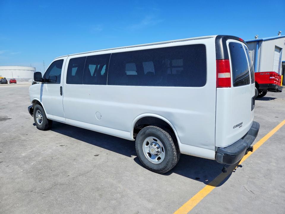 2013 Chevrolet Express G3500 მანქანა იყიდება აუქციონზე, vin: 1GAZGZFA7D1117512, აუქციონის ნომერი: 52388776