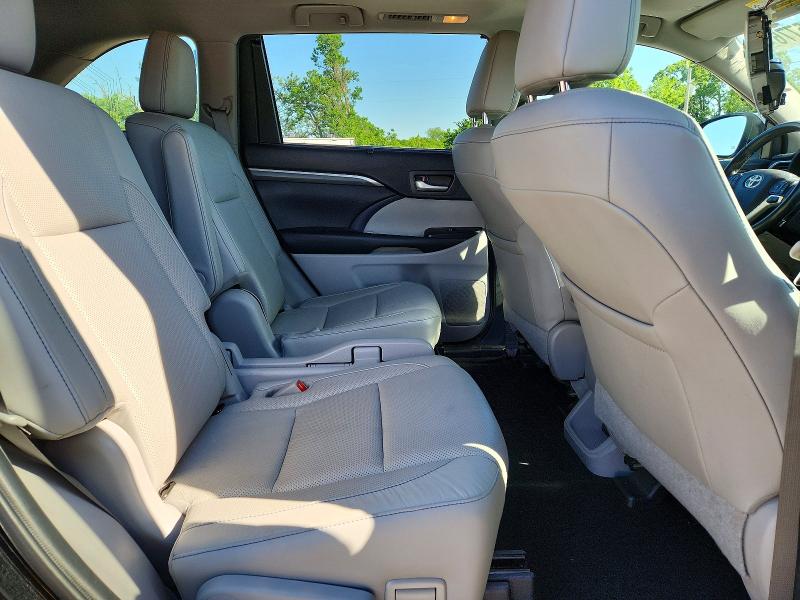 2019 Toyota Highlander მანქანა იყიდება აუქციონზე, vin: 5TDDZRFH0KS968429, აუქციონის ნომერი: 53375776