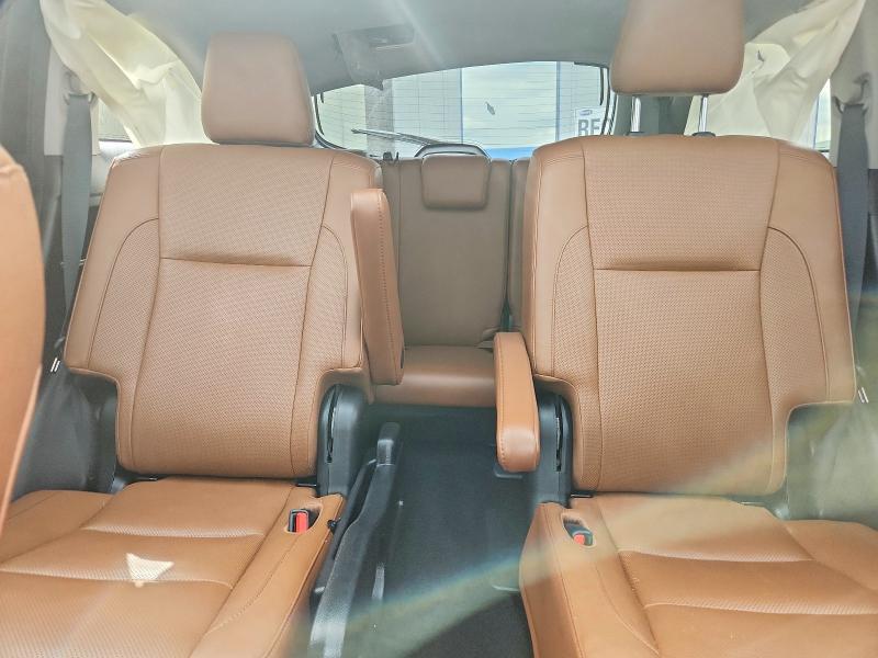Продаж на аукціоні авто 2018 Toyota Highlander, vin: 5TDDZRFH3JS806535, номер лоту: 52699856