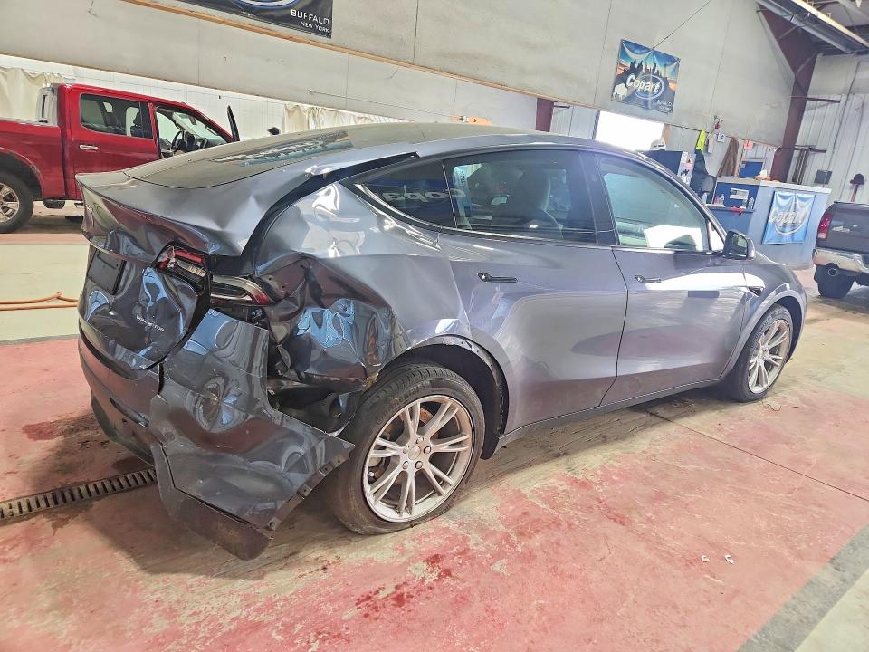 Продажа на аукционе авто 2023 Tesla Model Y, vin: 7SAYGDEE9PF883248, номер лота: 52531326