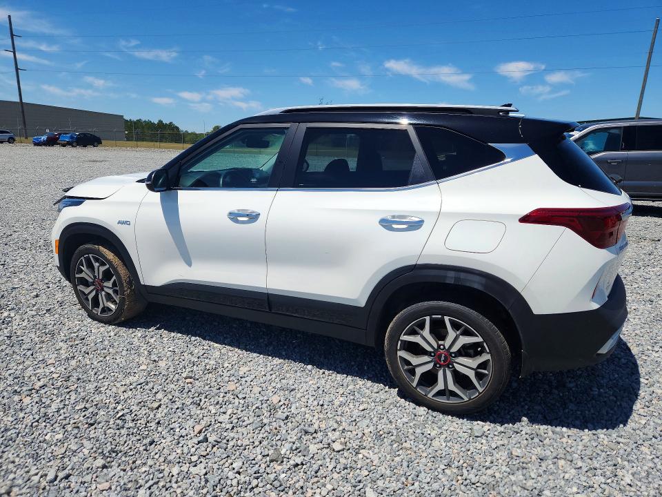 Продаж на аукціоні авто 2023 Kia Seltos, vin: KNDETCA26P7358414, номер лоту: 52297226