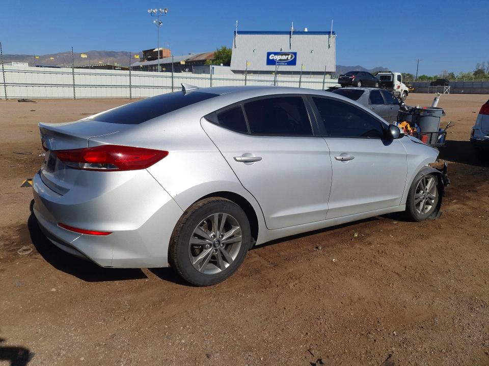 2018 Hyundai Elantra მანქანა იყიდება აუქციონზე, vin: 5NPD84LF4JH370647, აუქციონის ნომერი: 51910216