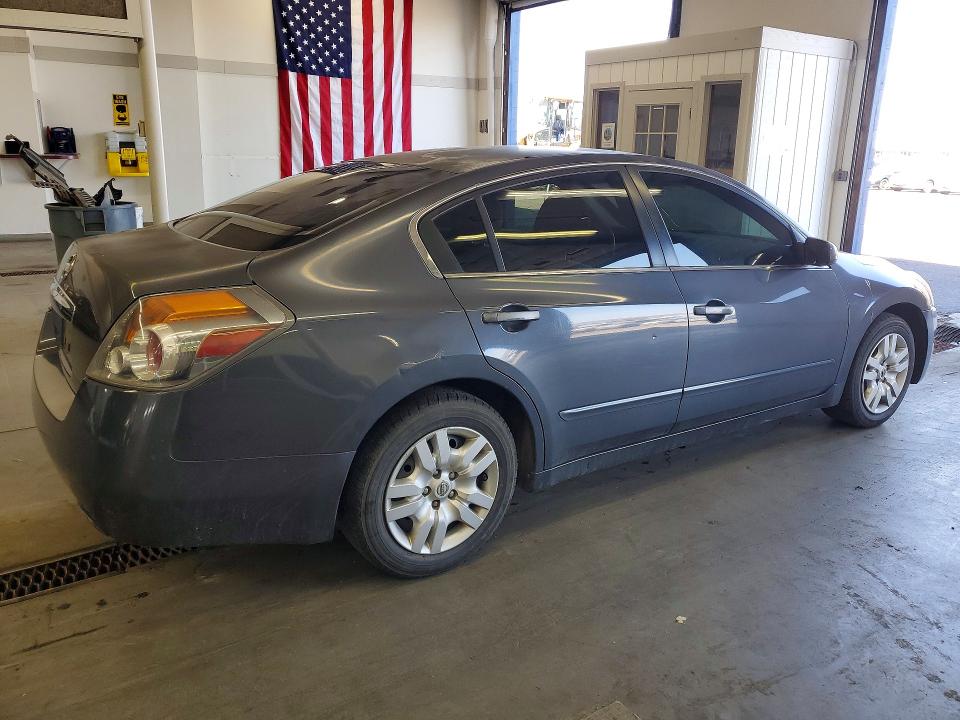 55184966 :رقم المزاد ، 1N4AL2AP0AN537027 vin ، 2010 Nissan Altima مزاد بيع