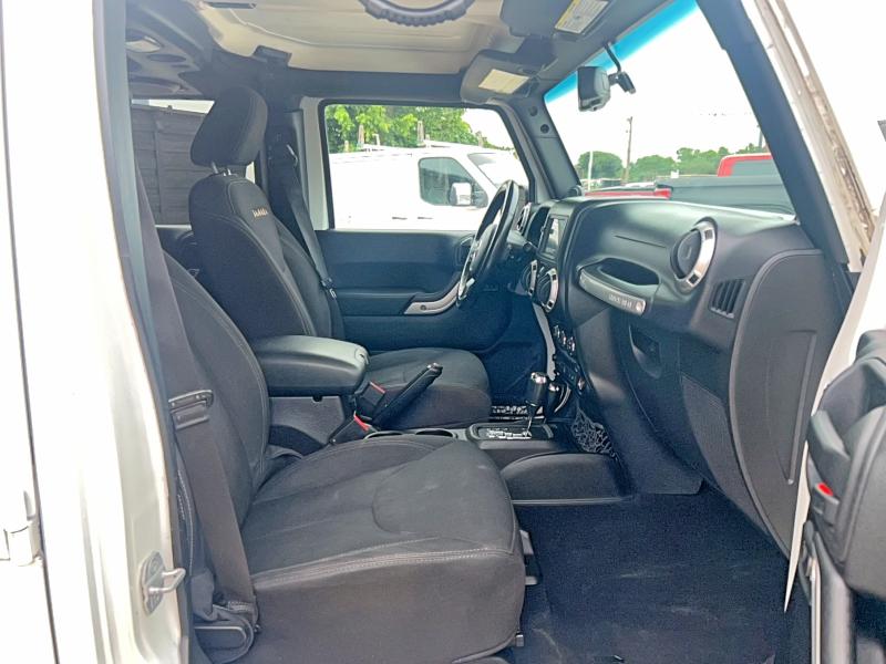 Продажа на аукционе авто 2013 Jeep Wrangler Unlimited, vin: 1C4BJWEG1DL677366, номер лота: 53060436