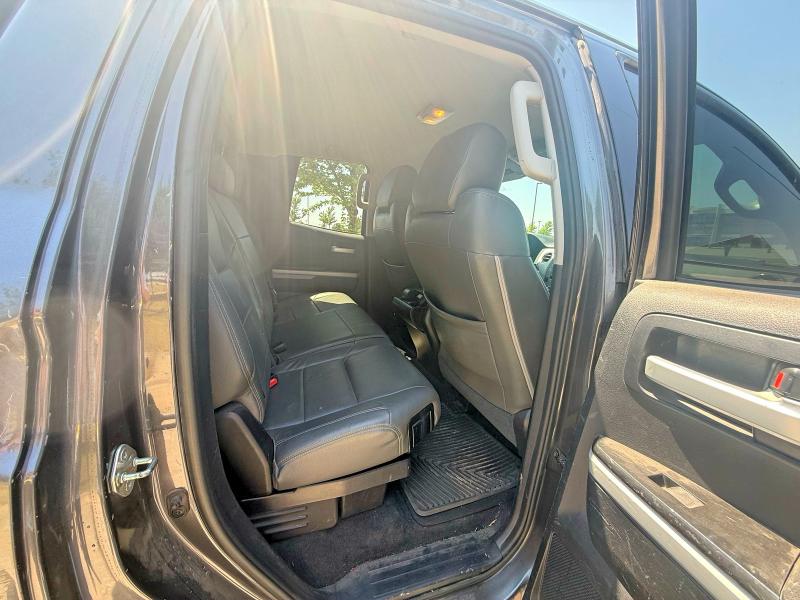 53759106 :رقم المزاد ، 5TFUW5F16KX785101 vin ، 2019 Toyota Tundra مزاد بيع