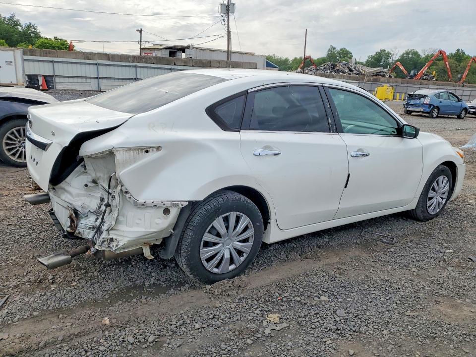 2013 Nissan Altima მანქანა იყიდება აუქციონზე, vin: 1N4AL3AP9DC111097, აუქციონის ნომერი: 54819786
