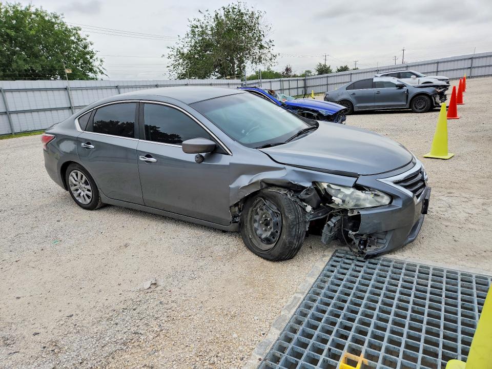 52730166 :رقم المزاد ، 1N4AL3AP2FN867765 vin ، 2015 Nissan Altima مزاد بيع