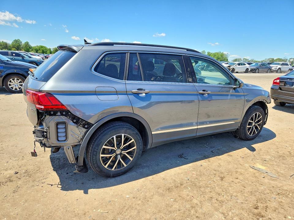 Продажа на аукционе авто 2021 Volkswagen Tiguan, vin: 3VV2B7AX6MM048873, номер лота: 54593086