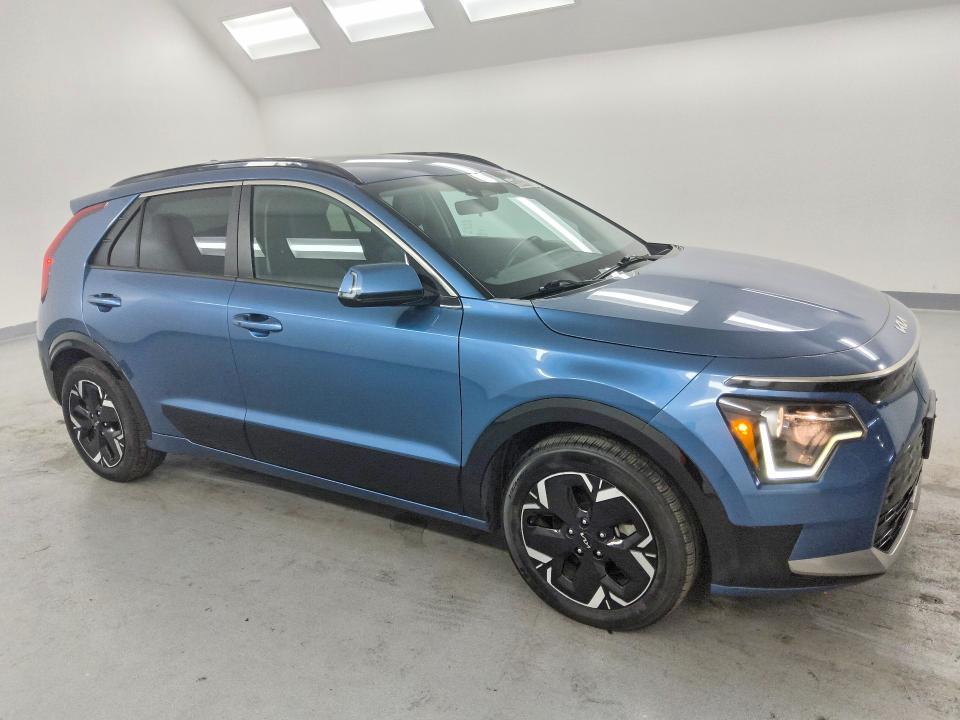 Продаж на аукціоні авто 2023 Kia Niro, vin: KNDCR3L16P5026012, номер лоту: 53447926