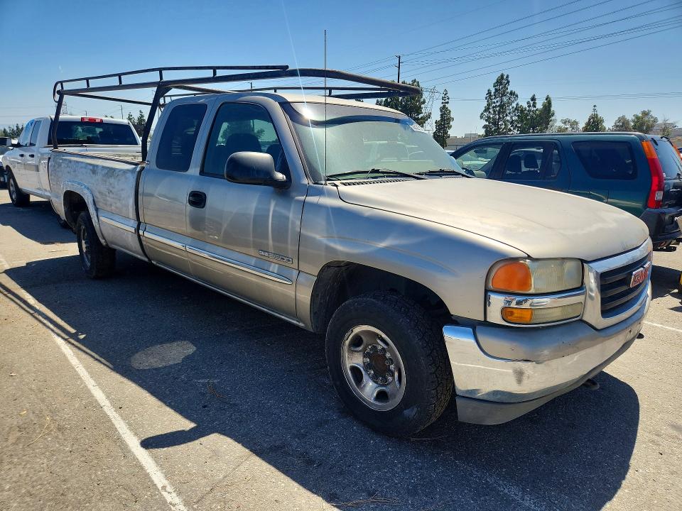 Auction sale of the 2000 Gmc New Sierra, vin: 1GTGC29U9YE343928, lot number: 50521516