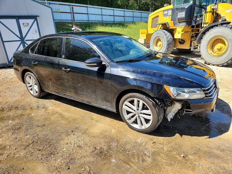 41629696 :رقم المزاد ، 1VWLA7A3XKC000856 vin ، 2019 Volkswagen Passat مزاد بيع