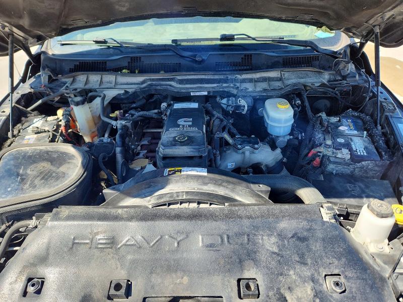 52682206 :رقم المزاد ، 3C6UR5CL5JG144738 vin ، 2018 Ram 2500 مزاد بيع