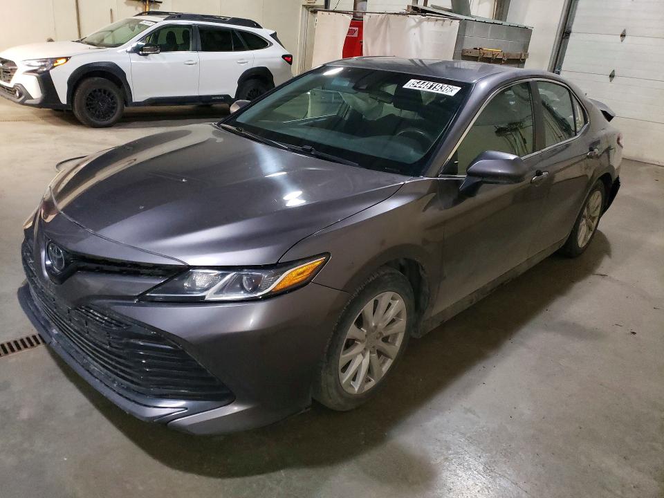 Продажа на аукционе авто 2018 Toyota Camry, vin: 4T1B11HK9JU608347, номер лота: 54481936