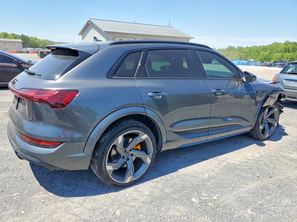 2023 Audi E-tron S მანქანა იყიდება აუქციონზე, vin: WA1ACBGE0PB019469, აუქციონის ნომერი: 53292186