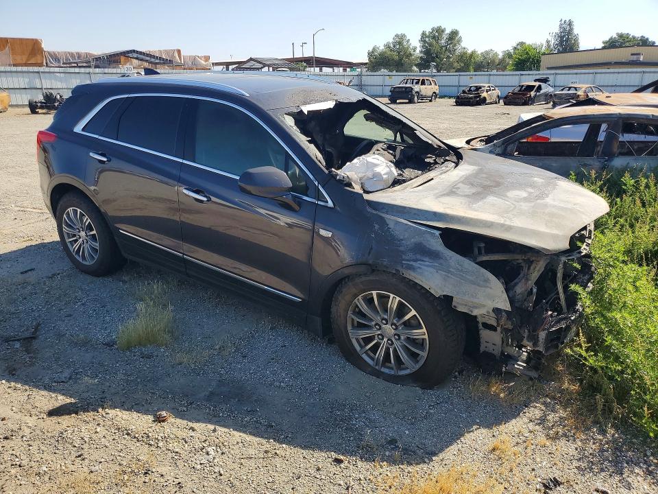 52916706 :رقم المزاد ، 1GYKNDRS6HZ159497 vin ، 2017 Cadillac Xt5 مزاد بيع